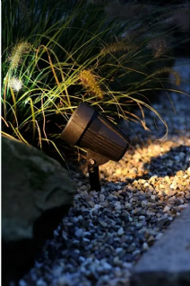 Metal Gövde 10W Bahçe Apliği – Amber Işık Ampullü Armatür